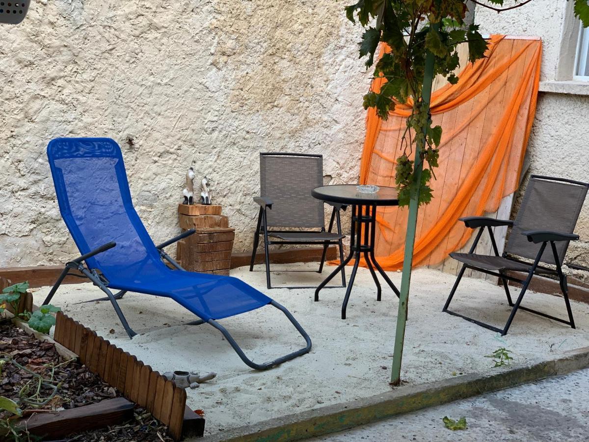 Studio Fond De Jardin Chez Jean-Luc Apartment Marseille Ngoại thất bức ảnh